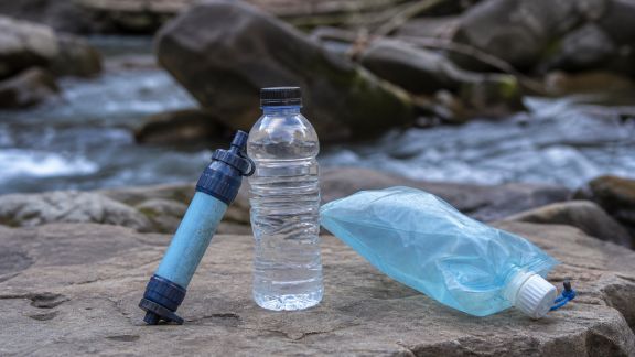 Bien gérer l’eau en pleine nature : filtrer, transporter, économiser