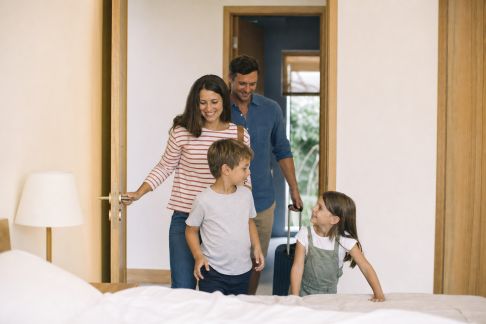 Choisir un hébergement familial : critères essentiels à vérifier