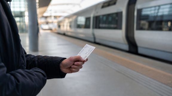 Voyager en train : stratégies pour trouver les billets les moins chers