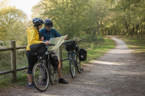 Explorer la nature sans voiture : alternatives de déplacement écologiques