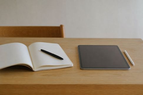 Carnet de route : comparer la rédaction papier et numérique