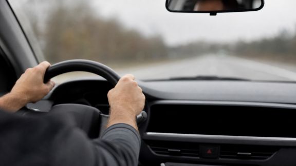 Les erreurs fréquentes à éviter lors d’un long périple en voiture